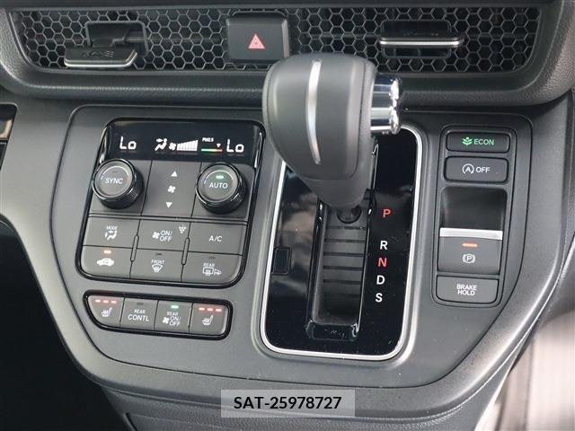 Honda e 2024-03 377181-26