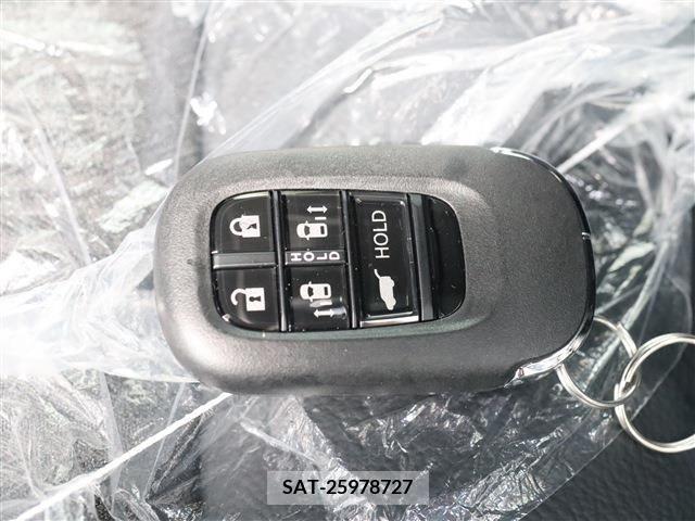Honda e 2024-03 377181-16