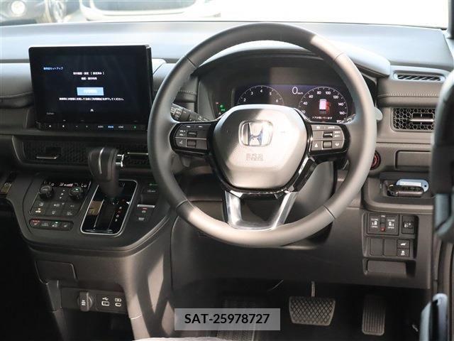 Honda e 2024-03 377181-1