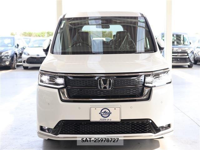 Honda e 2024-03 377181-19