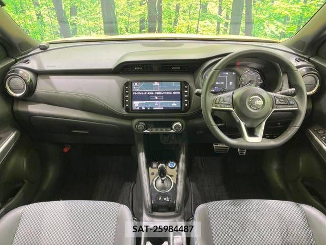 Nissan KICKS 2020-12 213401-1