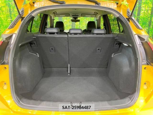 Nissan KICKS 2020-12 213401-11