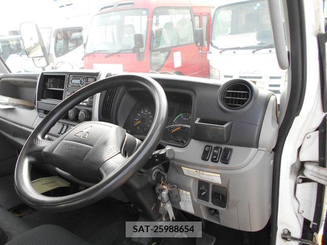 Mitsubishi CANTER 2017-02 201378-16