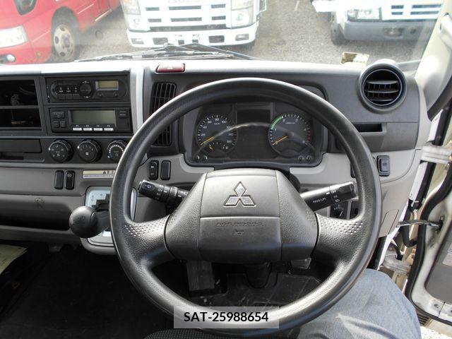 Mitsubishi CANTER 2017-02 201378-2