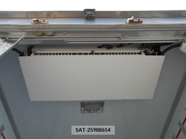 Mitsubishi CANTER 2017-02 201378-11