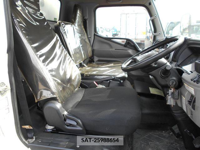 Mitsubishi CANTER 2017-02 201378-14
