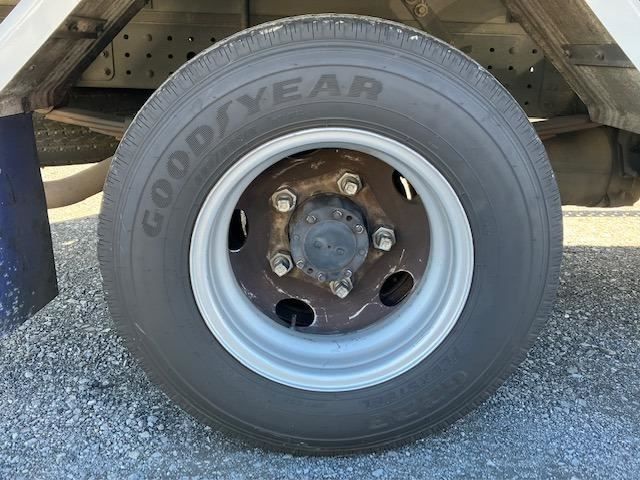 Mitsubishi CANTER 2019-05 184275-12