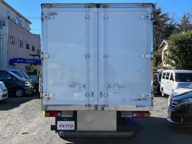 Mitsubishi CANTER 2019-05 184275-14