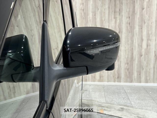 Nissan SERENA 2018-03 324951-11