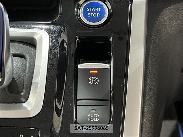 Nissan SERENA 2018-03 324951-26