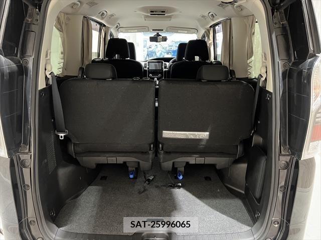 Nissan SERENA 2018-03 324951-23