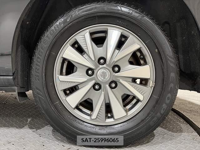 Nissan SERENA 2018-03 324951-13