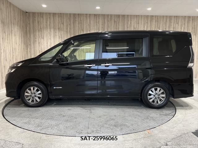 Nissan SERENA 2018-03 324951-7