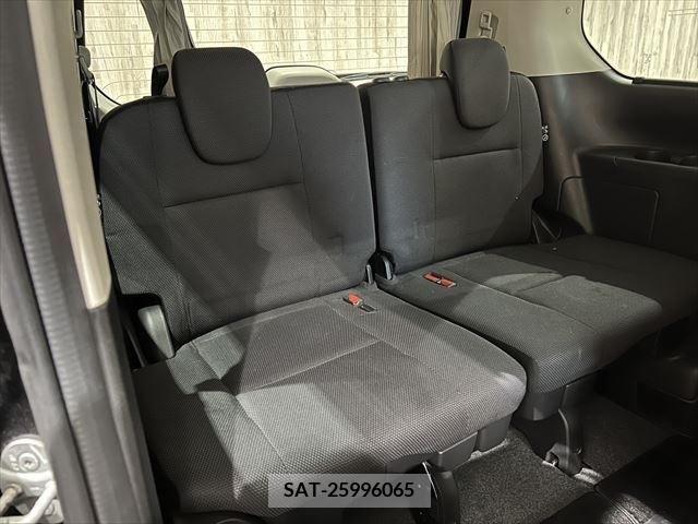 Nissan SERENA 2018-03 324951-19