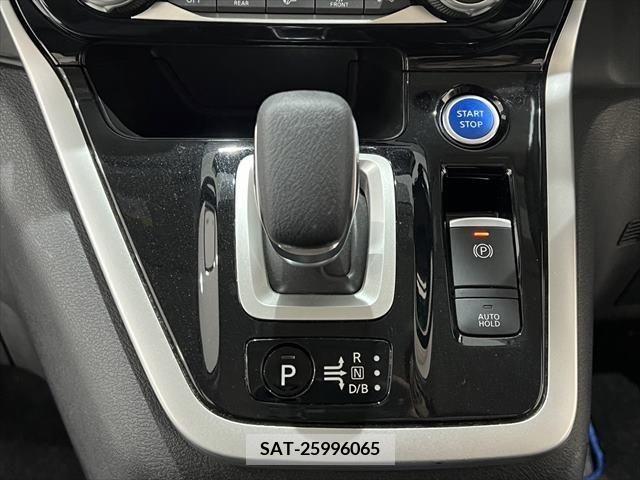 Nissan SERENA 2018-03 324951-25