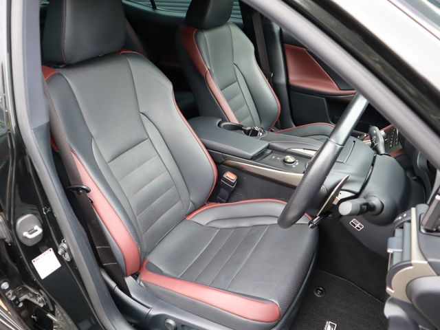 Lexus IS 2016-12 22331-8