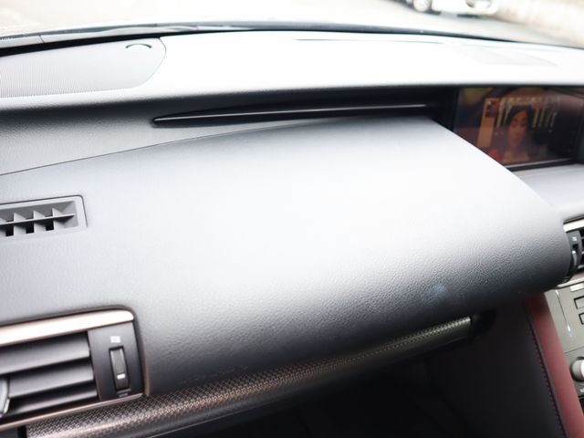 Lexus IS 2016-12 22331-21