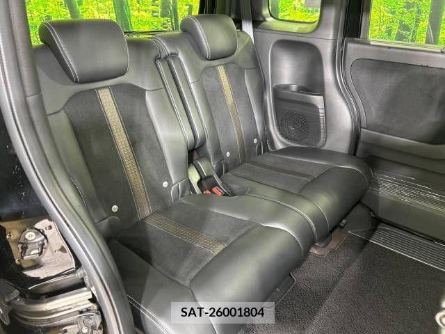 Honda N BOX CUSTOM 2019-03 221563-9