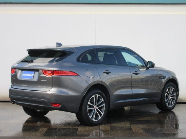Jaguar F-PACE 2018-11 187278-2
