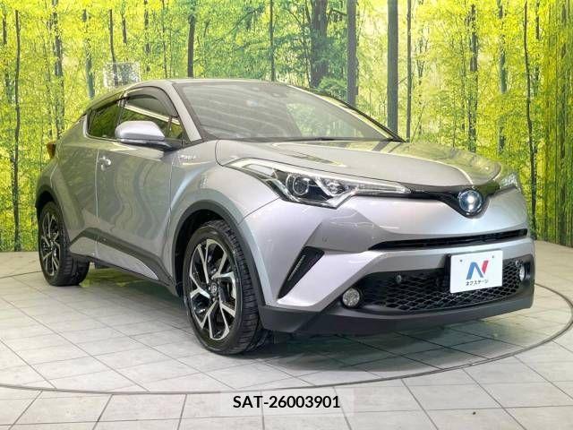 Toyota C-HR 2017-06 265097-15