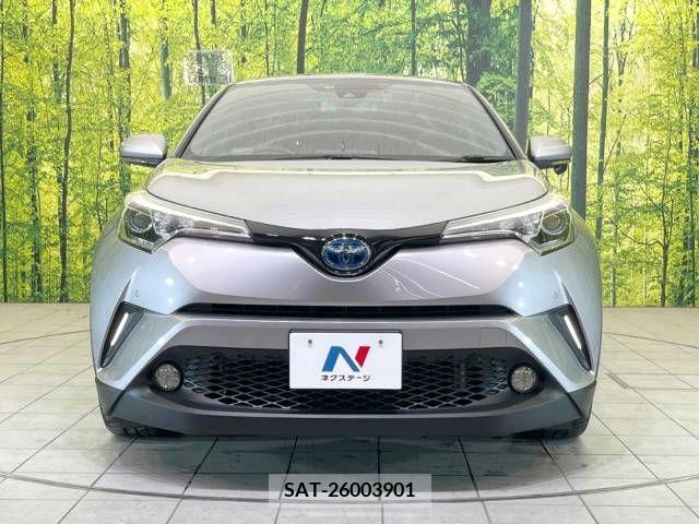 Toyota C-HR 2017-06 265097-16