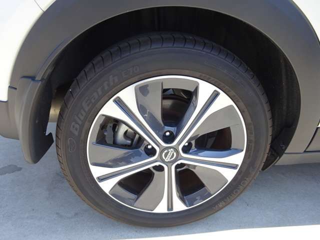 Nissan KIX 2021-01 24059-13