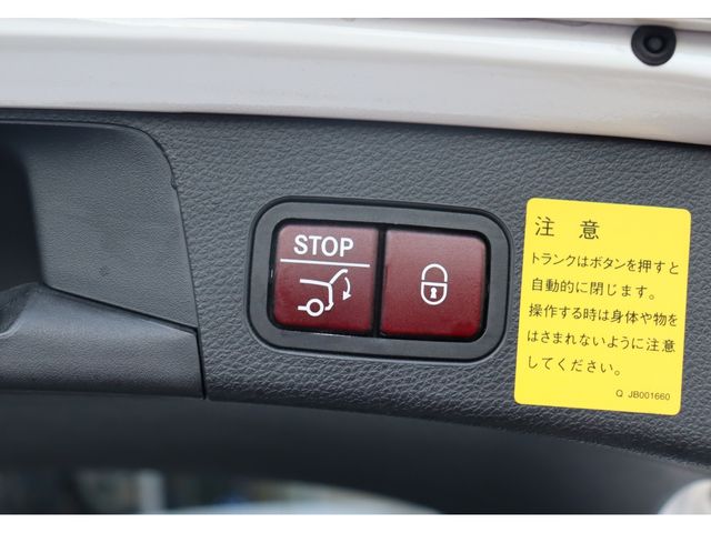 Mercedes Benz C-CLASS 2017-01 181157-16