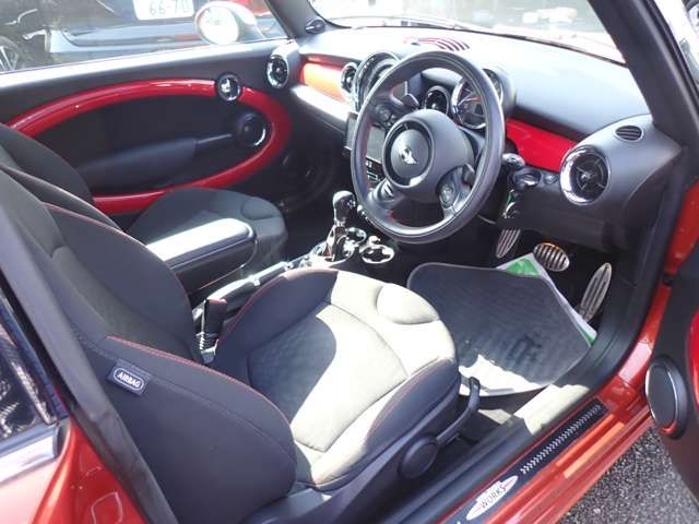 Bmw MINI 2013-06 933-6