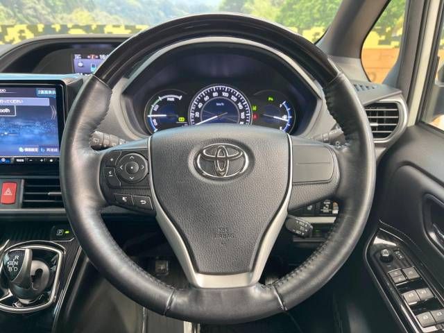 Toyota ESQUIRE 2020-09 9352-11