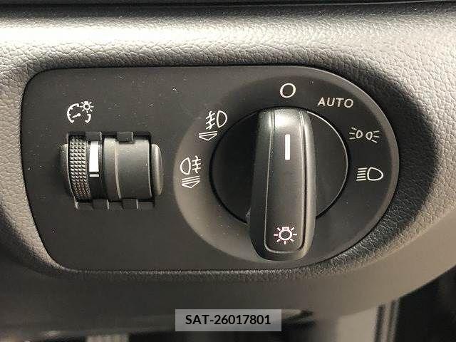 Audi Q3 2013-09 261233-11