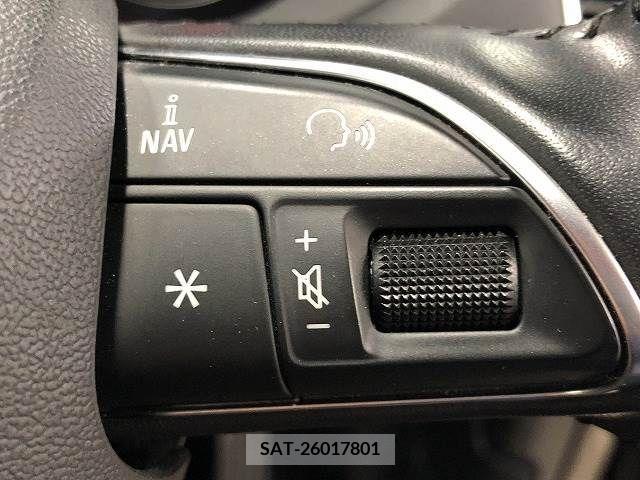 Audi Q3 2013-09 261233-9