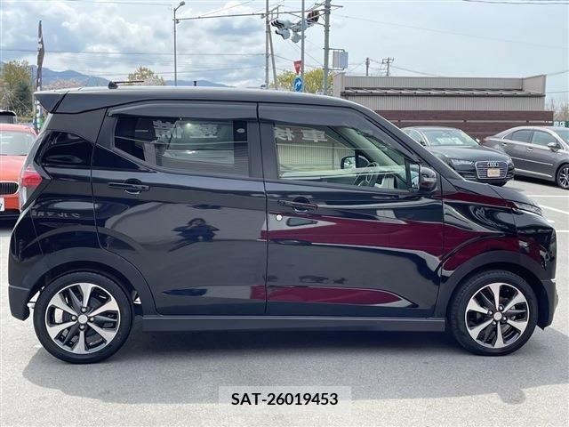 Mitsubishi EK X 2020-03 268030-3