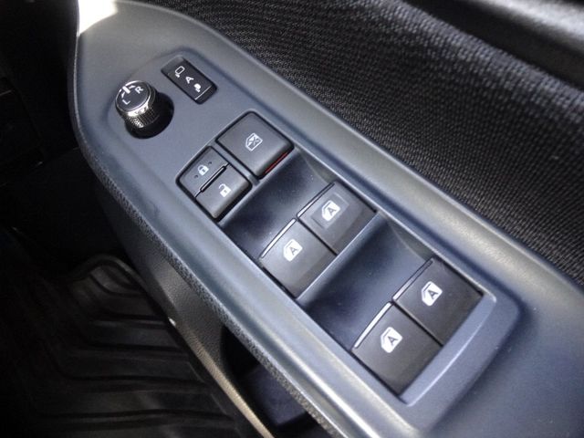 Toyota VOXY 2015-08 6819-22