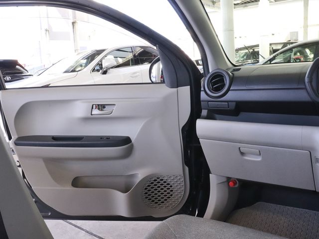 Toyota PASSO 2017-05 8700-18