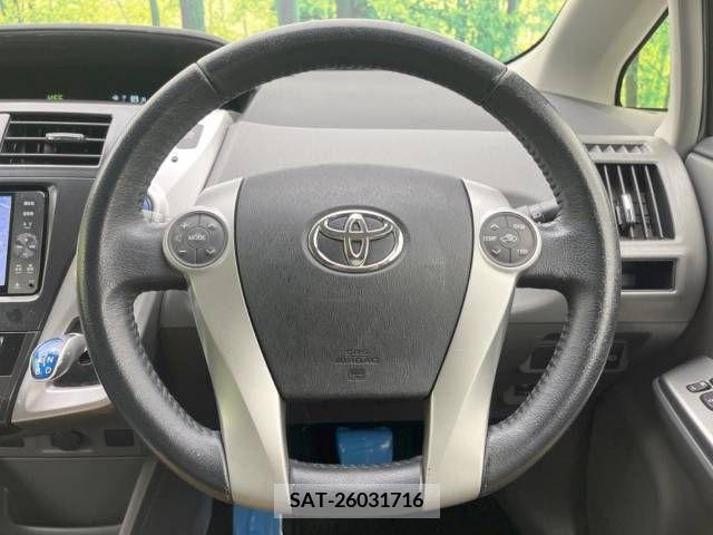 Toyota PRIUS ALPHA 2012-03 381271-11