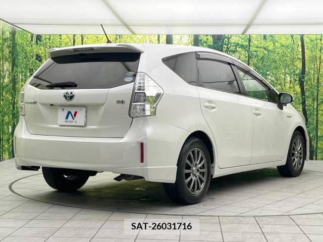 Toyota PRIUS ALPHA 2012-03 381271-17