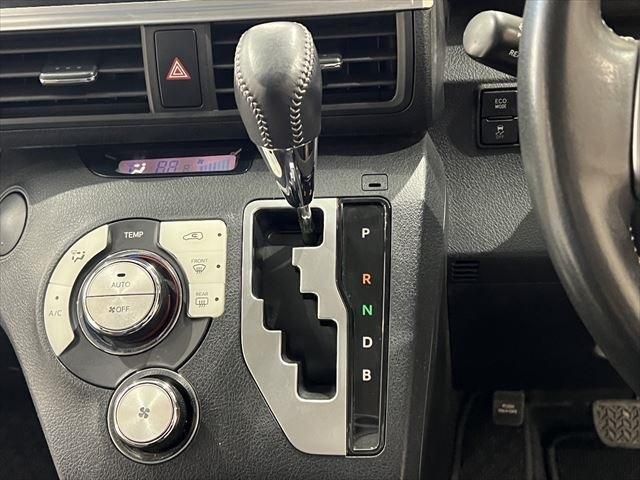 Toyota SIENTA 2018-10 17874-27