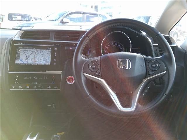 Honda FIT HYBRID 2018-11 25326-1