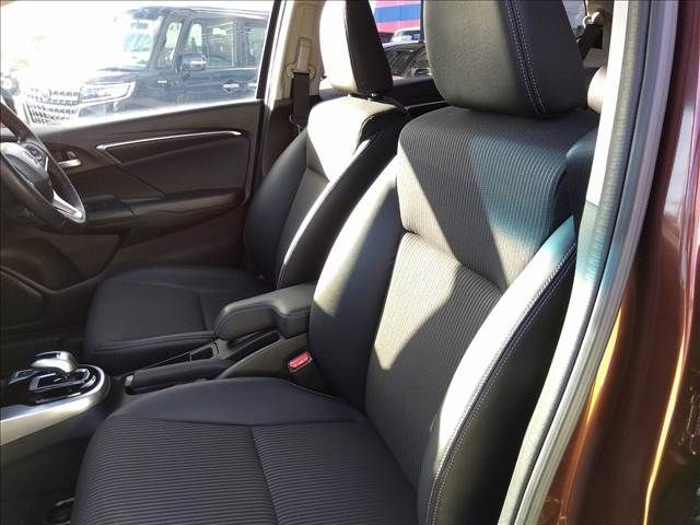 Honda FIT HYBRID 2018-11 25326-9