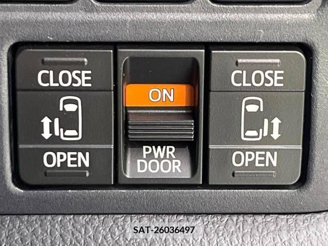 Toyota VOXY 2015-12 288902-5