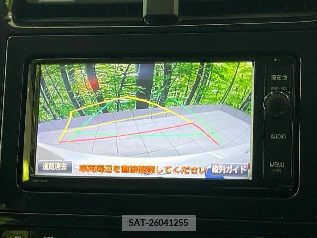 Toyota PRIUS 2016-07 338095-3