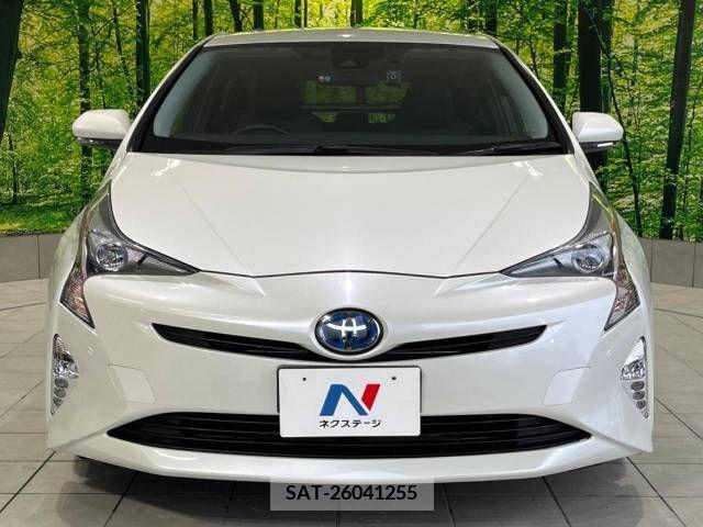 Toyota PRIUS 2016-07 338095-14