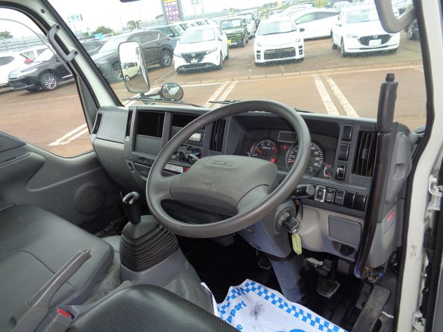 Isuzu ELF TRUCK 2016-10 15977-1