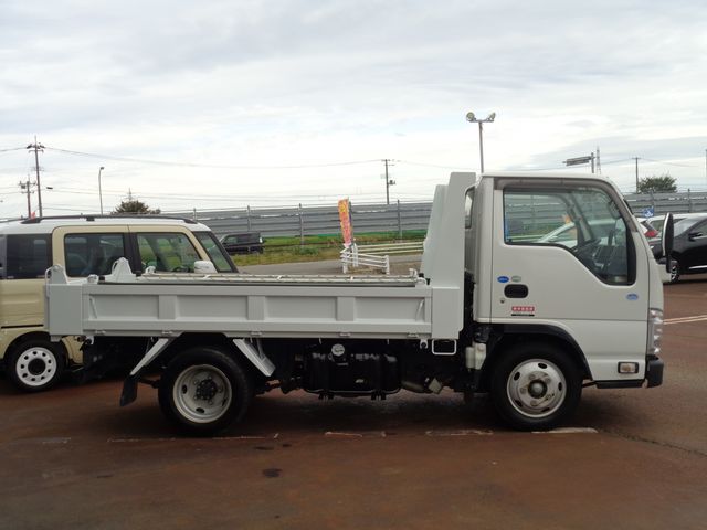 Isuzu ELF TRUCK 2016-10 15977-4