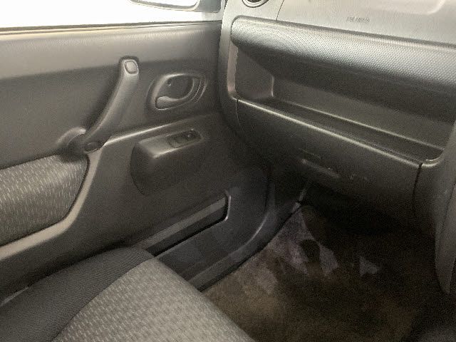 Suzuki JIMNY SIERRA 2005-03 22895-16