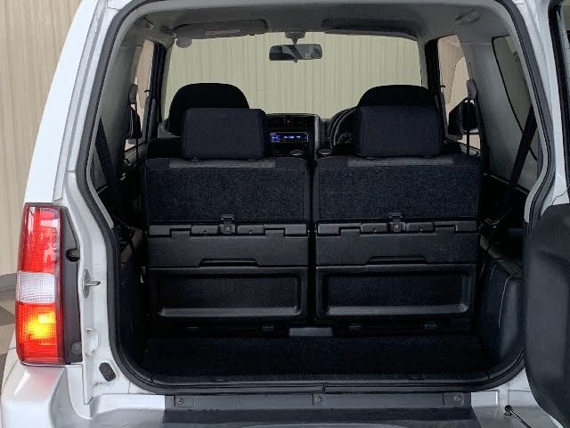 Suzuki JIMNY SIERRA 2005-03 22895-20