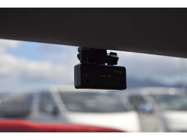 Mitsubishi LANCER 2013-07 194718-7