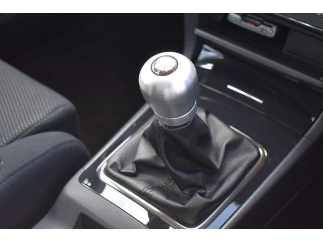 Mitsubishi LANCER 2013-07 194718-4