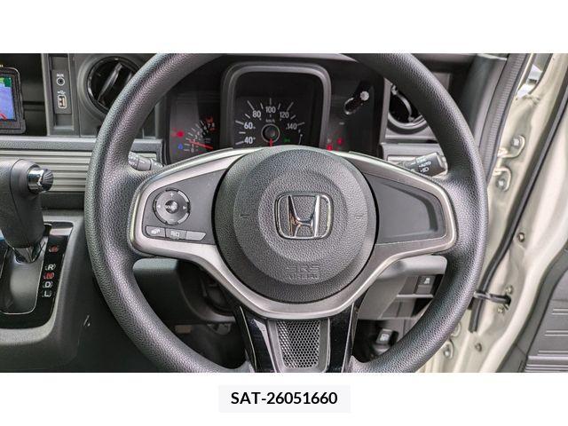 Honda N-VAN 2019-08 379224-14