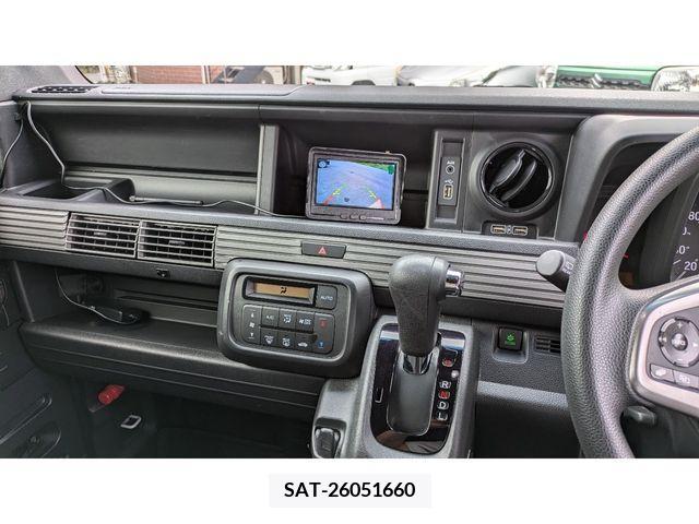 Honda N-VAN 2019-08 379224-12